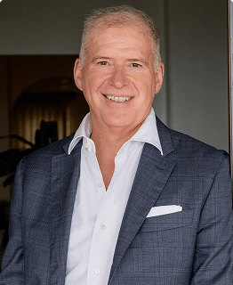 Mediator portrait — Stuart Shanus